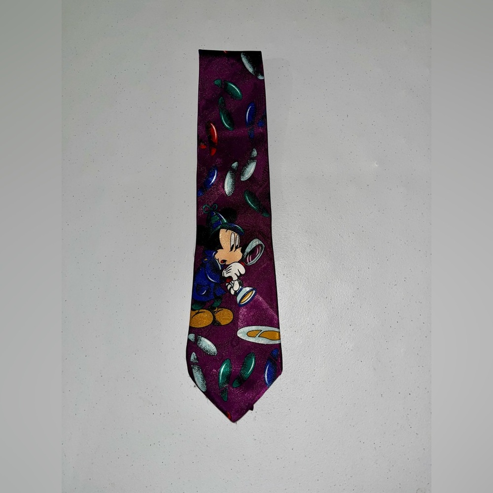 HOST PICK - Disney Mickey Mouse Detective Tie